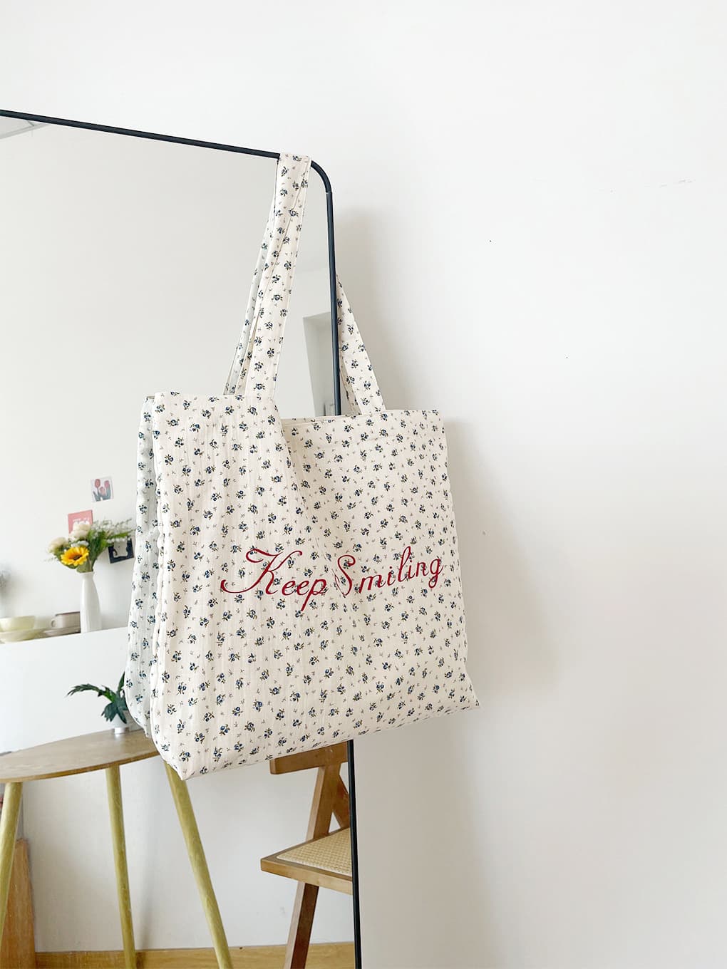 帆布バッグ 小花柄刺繍帆布トートバッグ肩掛け対応