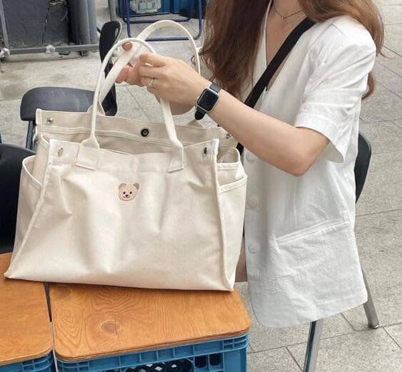 女性用多機能帆布バッグ くま刺繍付き2色展開