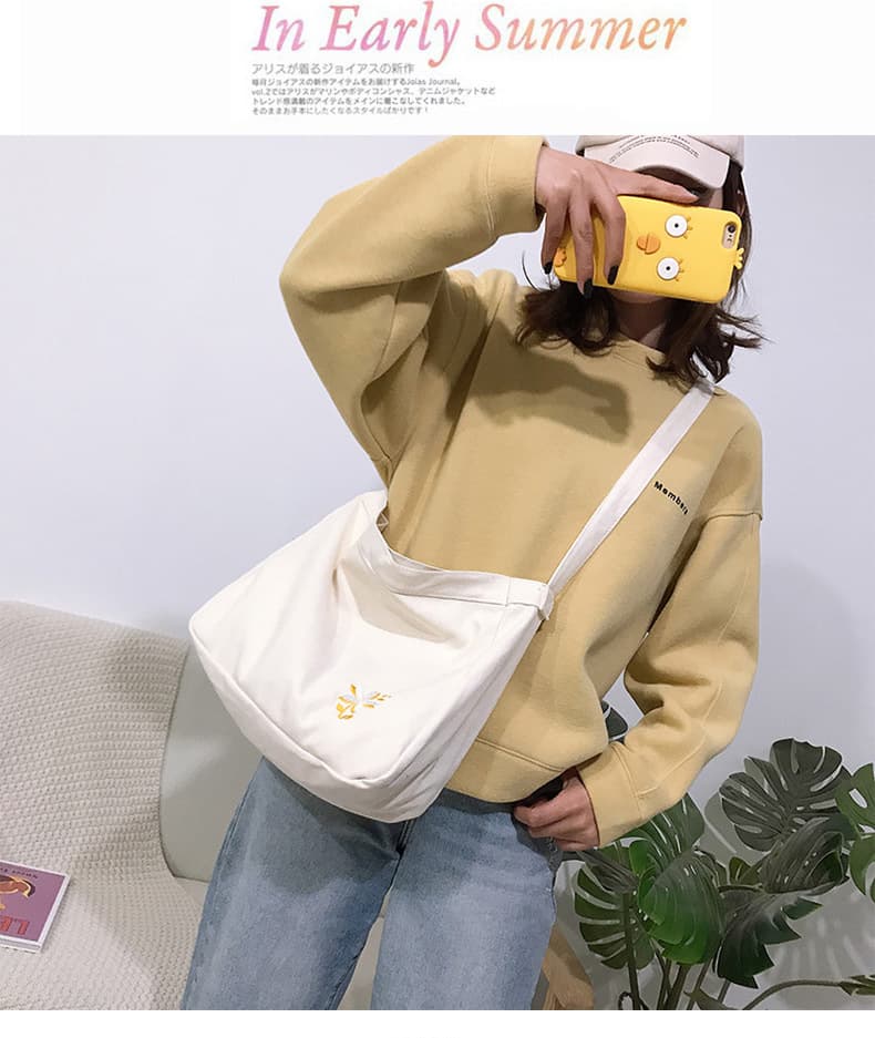 帆布バッグ 刺繍入り帆布ショルダーバッグ レディース大容量